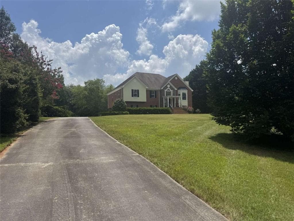 4 bedroom, 3 bathroom, 2,918 sq ft single family residence for sale at 45 Buell Jones Road, Carrollton, GA 30117 — photo 2