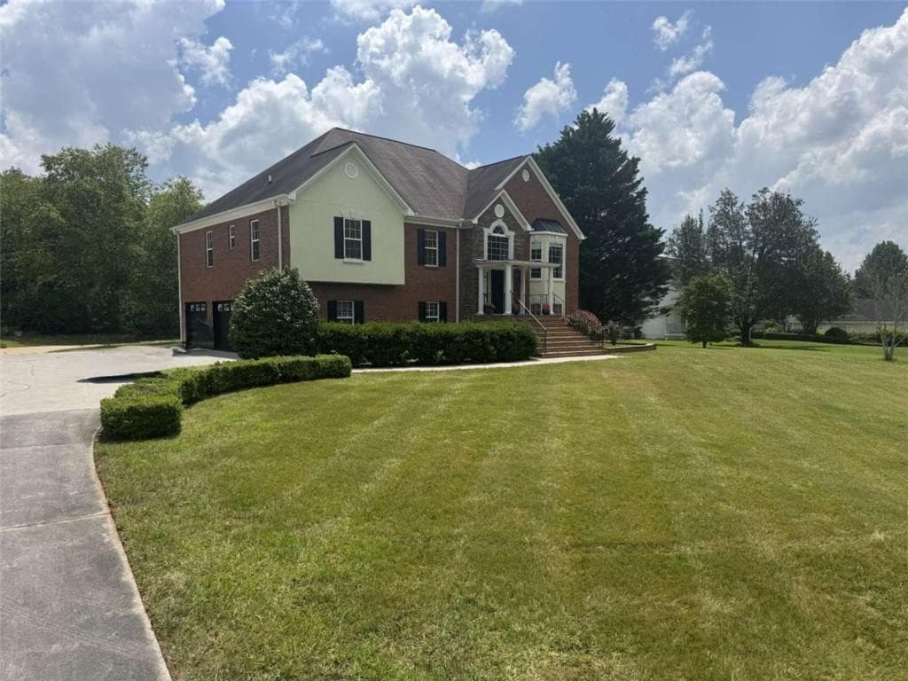 4 bedroom, 3 bathroom, 2,918 sq ft single family residence for sale at 45 Buell Jones Road, Carrollton, GA 30117 — photo 3