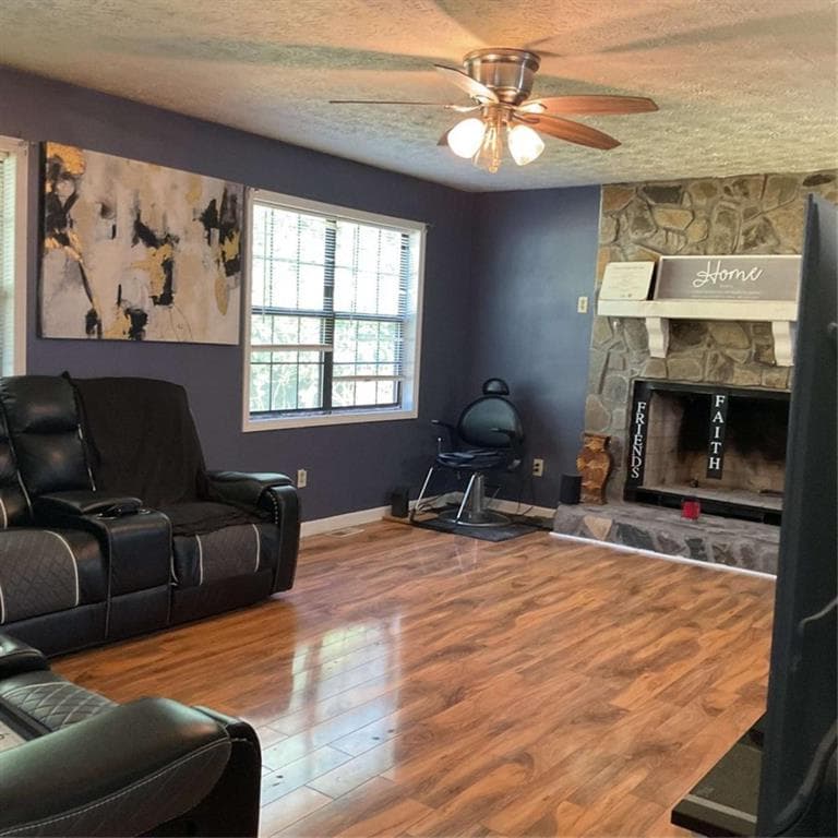 3 bedroom, 2 bathroom, 1,422 sq ft single family residence for sale at 500 Ella Drive, Griffin, GA 30223 — photo 5