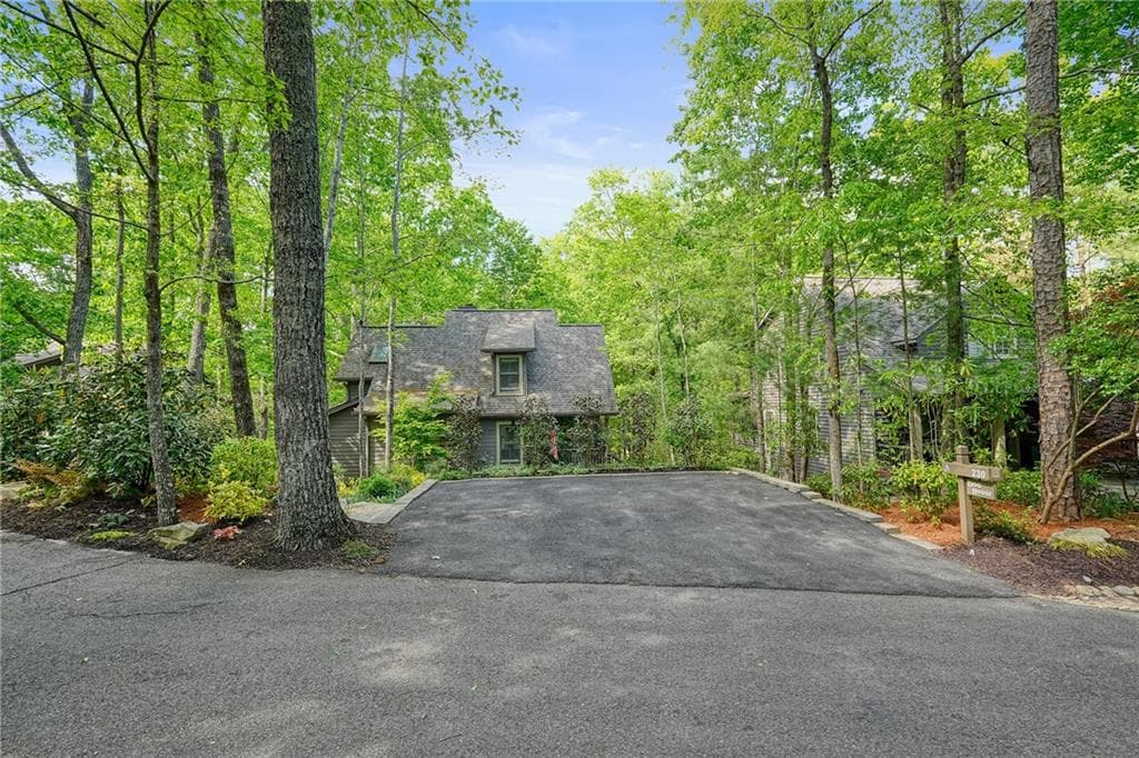 2 bedroom, 2 bathroom single family residence for sale at 230 Chestnut Rise Trail, Big Canoe, GA 30143 — photo 5