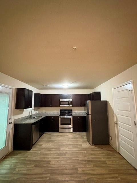 3 bedroom, 3 bathroom, 1,468 sq ft single family residence for rent at 665 Carlton Pointe Drive 7, Palmetto, GA 30268 for $1,750 a month — photo 3