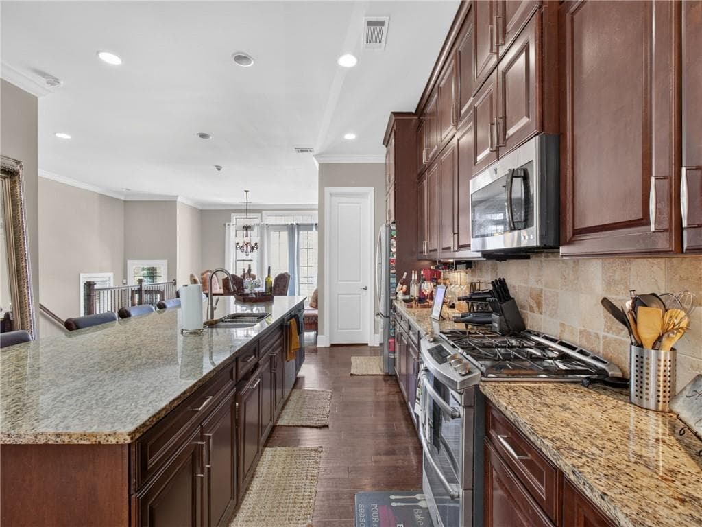 4 bedroom, 4 bathroom, 3,446 sq ft townhouse for sale at 2726 Avington Lane, Smyrna, GA 30080 — photo 10