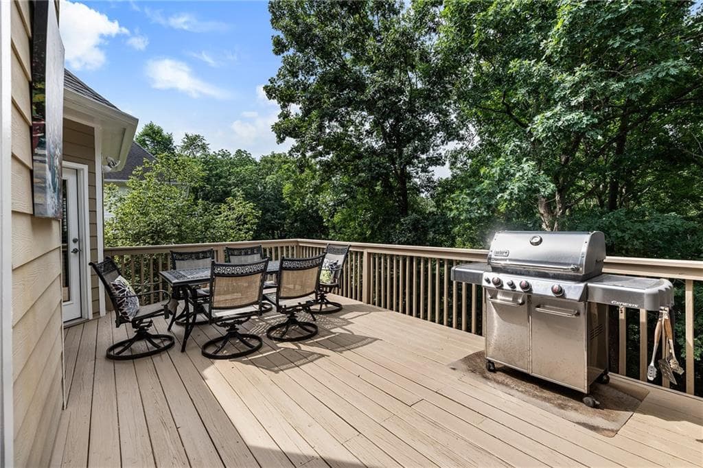 4 bedroom, 6 bathroom, 5,838 sq ft single family residence for sale at 4110 Runnymede Drive, Lilburn, GA 30047 — photo 3