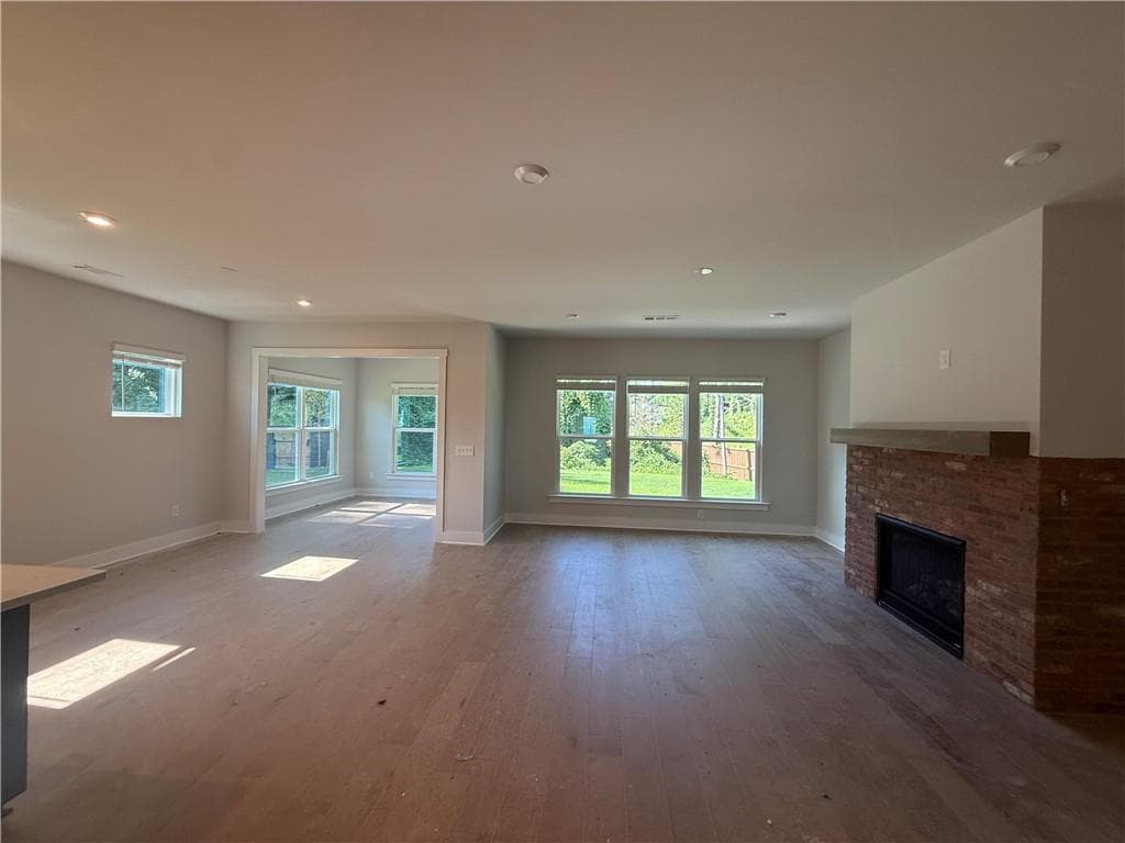 5 bedroom, 4 bathroom, 3,160 sq ft single family residence for sale at 4835 Rosarian Drive, Cumming, GA 30040 — photo 3