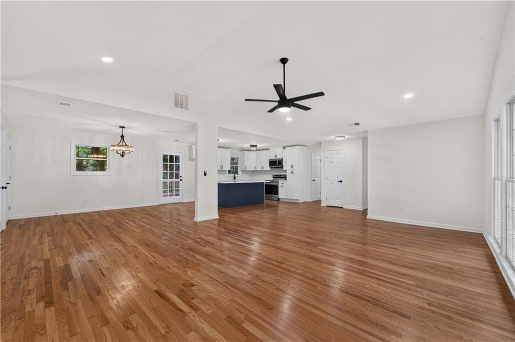 5 bedroom, 3 bathroom, 2,471 sq ft single family residence for sale at 664 Hickory Ridge Road, Lilburn, GA 30047 — photo 8