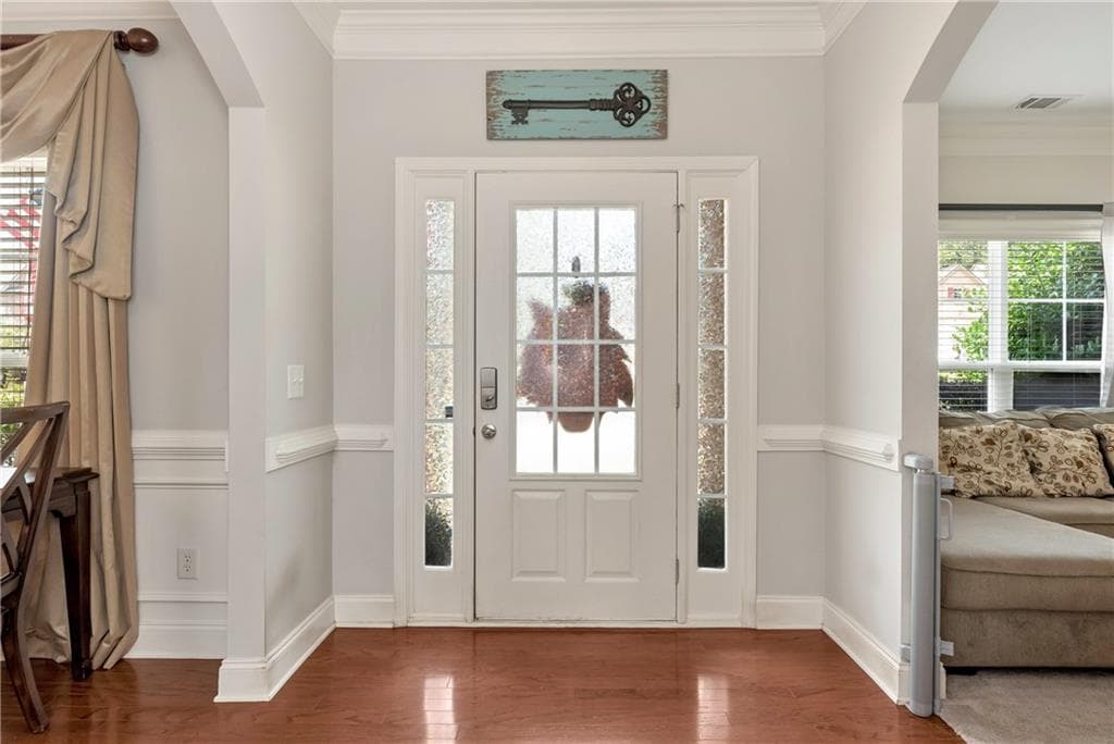 4 bedroom, 3 bathroom, 2,651 sq ft single family residence for sale at 5303 Timber Wild Lane, Buford, GA 30518 — photo 4