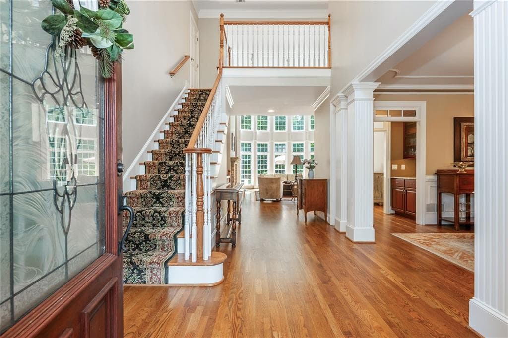 5 bedroom, 6 bathroom, 7,617 sq ft single family residence for sale at 370 Majestic Cove, Milton, GA 30004 — photo 4