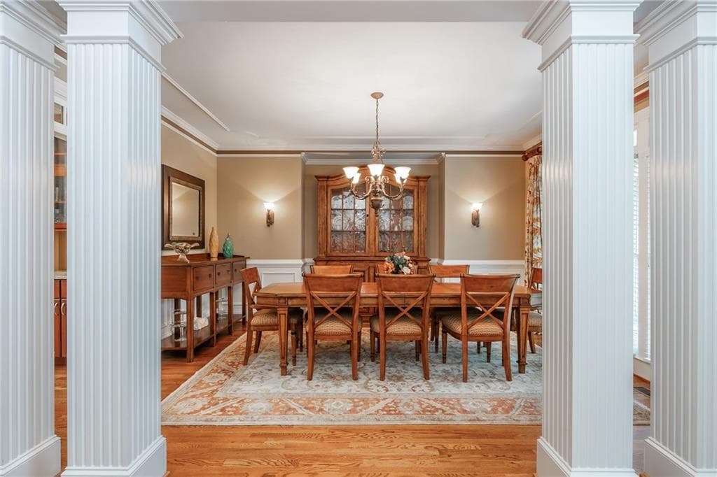 5 bedroom, 6 bathroom, 7,617 sq ft single family residence for sale at 370 Majestic Cove, Milton, GA 30004 — photo 7