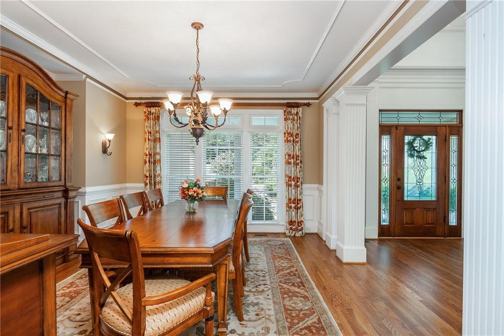 5 bedroom, 6 bathroom, 7,617 sq ft single family residence for sale at 370 Majestic Cove, Milton, GA 30004 — photo 8