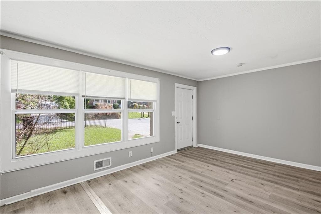 duplex under contract at 200 Meador Way, Atlanta, GA 30315 — photo 5