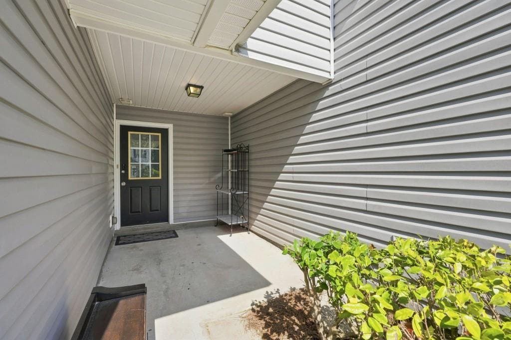 2 bedroom, 3 bathroom, 1,216 sq ft townhouse for sale at 6886 Gallant Circle 20, Mableton, GA 30126 — photo 3