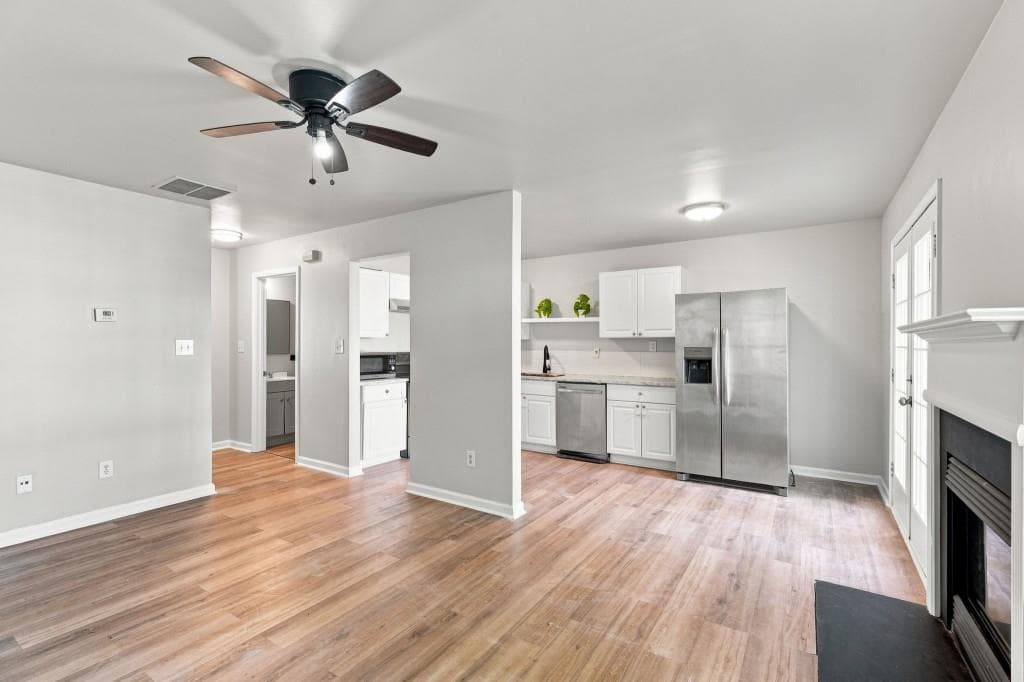 2 bedroom, 3 bathroom, 1,216 sq ft townhouse for sale at 6886 Gallant Circle 20, Mableton, GA 30126 — photo 7