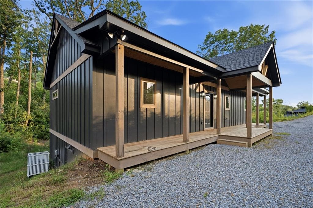 2 bedroom, 2 bathroom, 2,496 sq ft single family residence for sale at 782 High Summit Drive, Talking Rock, GA 30175 — photo 3