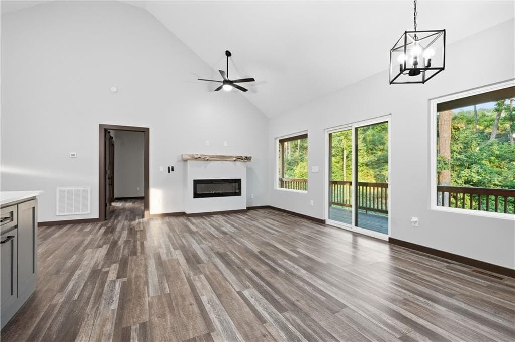2 bedroom, 2 bathroom, 2,496 sq ft single family residence for sale at 782 High Summit Drive, Talking Rock, GA 30175 — photo 6
