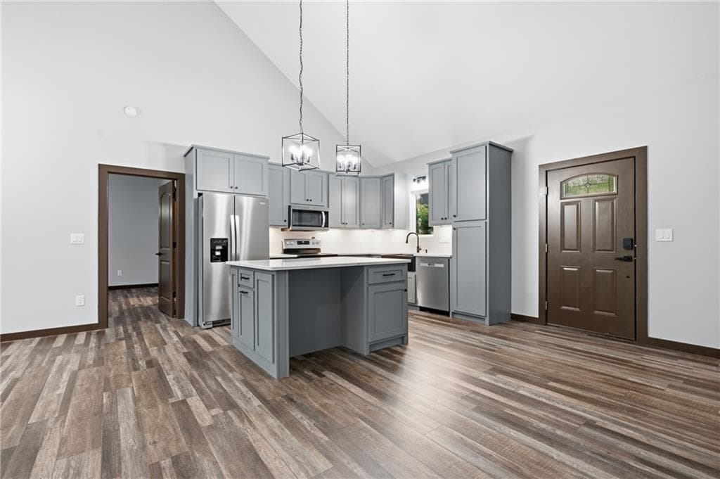 2 bedroom, 2 bathroom, 2,496 sq ft single family residence for sale at 782 High Summit Drive, Talking Rock, GA 30175 — photo 10