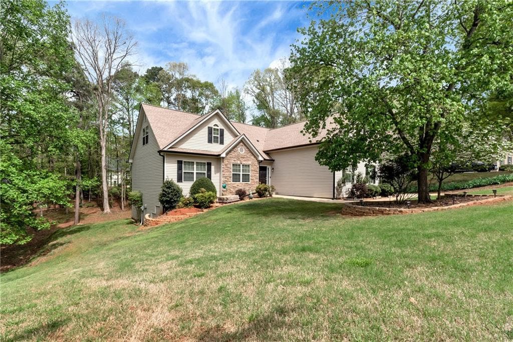 5 bedroom, 4 bathroom, 4,060 sq ft home for sale at 232 Cypress Drive, Jefferson, GA