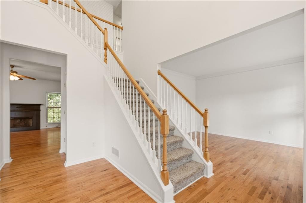 6 bedroom, 4 bathroom, 4,711 sq ft single family residence under contract at 3211 Seneca Farm Lane, Buford, GA 30519 — photo 6