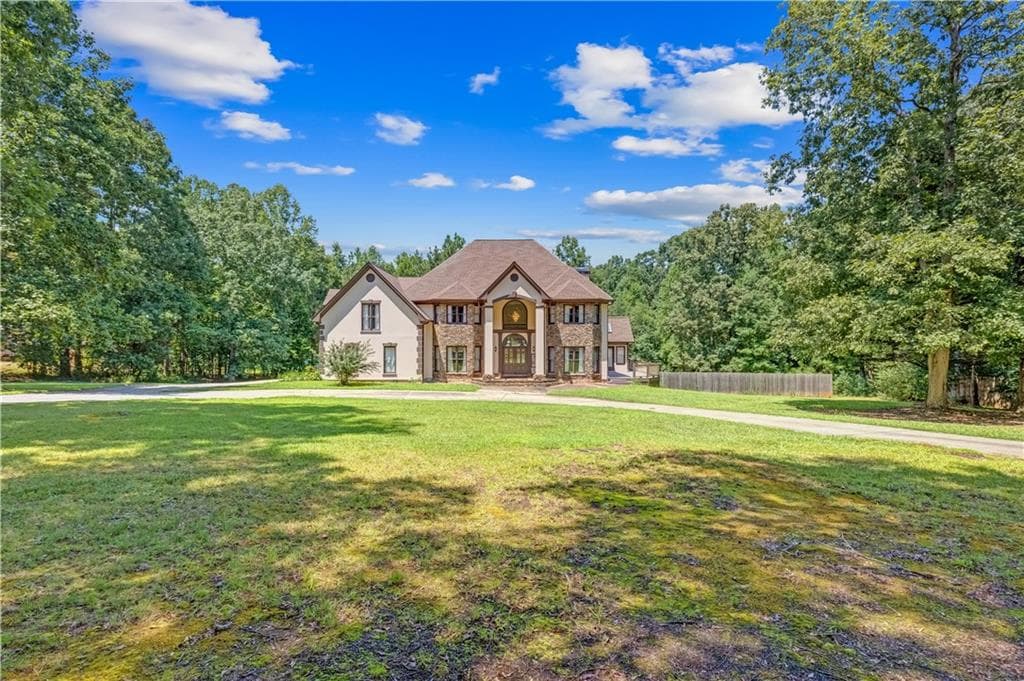 5 bedroom, 6 bathroom, 3,598 sq ft single family residence for sale at 130 Bowman Mill Road, Winder, GA 30680 — photo 2