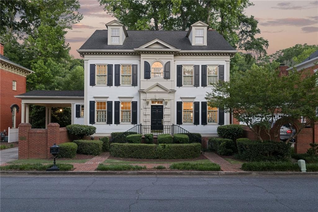 4 bedroom, 4 bathroom single family residence for sale at 3941 Muirfield Square, Duluth, GA 30096 — photo 2