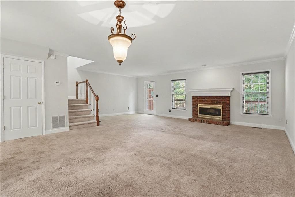 3 bedroom, 3 bathroom, 1,660 sq ft townhouse for sale at 2639 Salem Crossing, Tucker, GA 30084 — photo 6