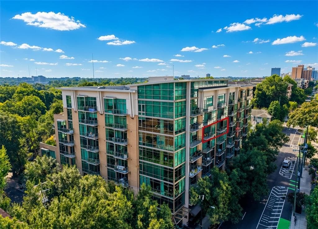 2 bedroom, 2 bathroom, 1,474 sq ft condominium sold at 905 Juniper Street 612, Atlanta, GA 30309