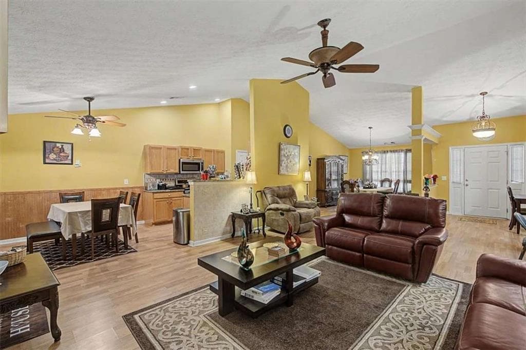 3 bedroom, 2 bathroom, 2,507 sq ft single family residence for sale at 291 Bridgestone Lane, Douglasville, GA 30134 — photo 8