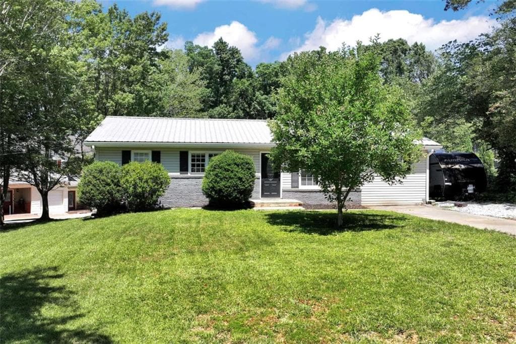 295 Tower Heights Road, Gainesville, GA 30501 — most recent listing photo