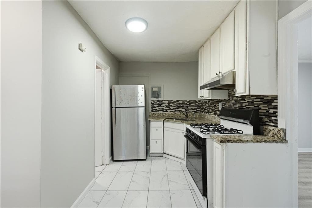 duplex under contract at 200 Meador Way, Atlanta, GA 30315 — photo 10