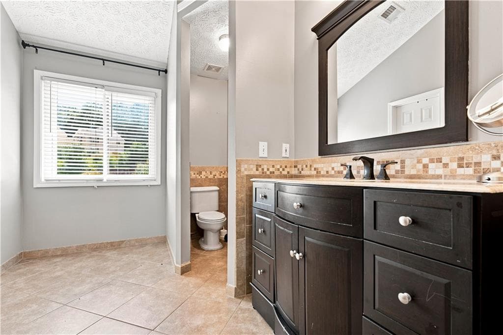 4 bedroom, 4 bathroom, 2,082 sq ft single family residence for sale at 1603 Eagle Drive, Woodstock, GA 30189 — photo 10