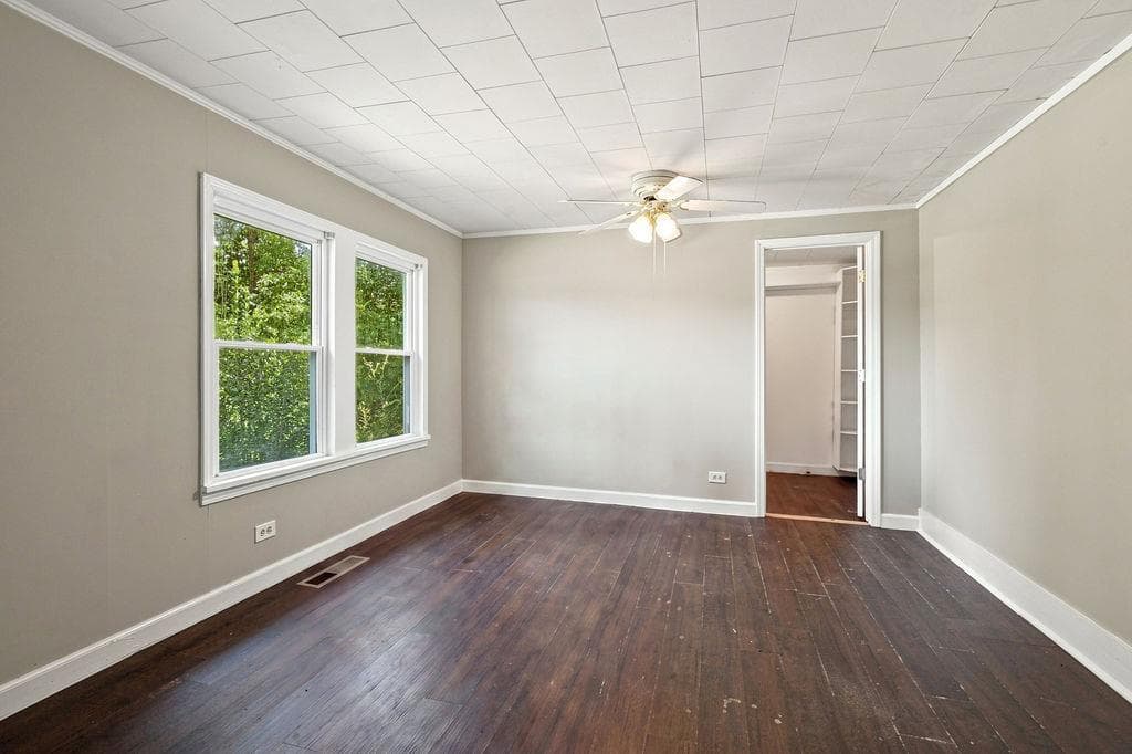 2 bedroom, 1 bathroom, 1,086 sq ft single family residence under contract at 244 Pleasant Valley Road, Silver Creek, GA 30173 — photo 8
