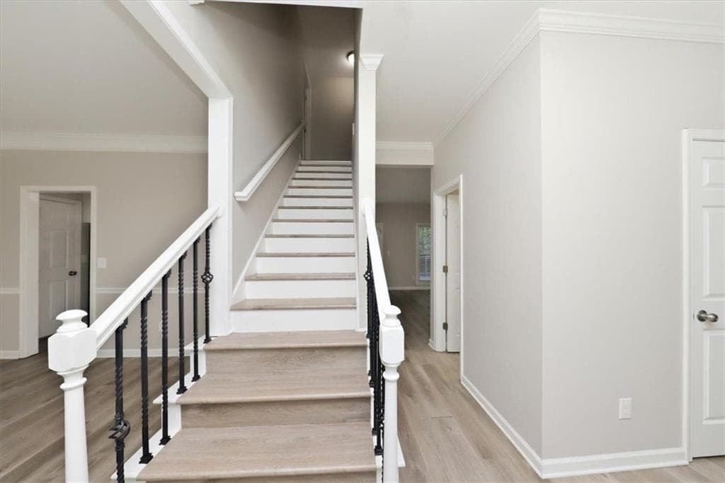 4 bedroom, 3 bathroom, 2,011 sq ft single family residence for sale at 245 St Martins Drive, Mableton, GA 30126 — photo 6