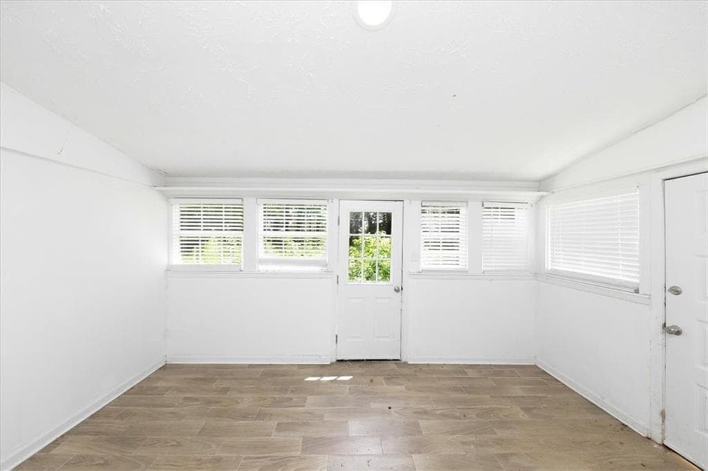 4 bedroom, 3 bathroom, 1,631 sq ft single family residence for sale at 6326 Steepleridge Court, Riverdale, GA 30296 — photo 9