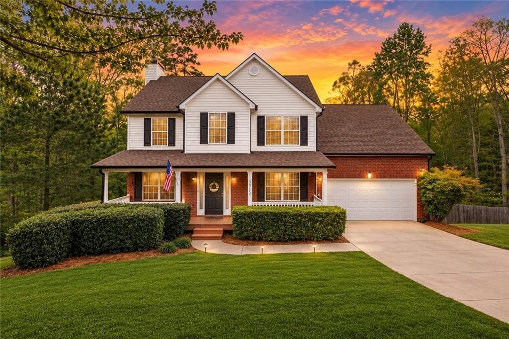 4 bedroom, 3 bathroom, 2,046 sq ft single family residence for sale at 3512 Windy Oaks Way, Loganville, GA 30052