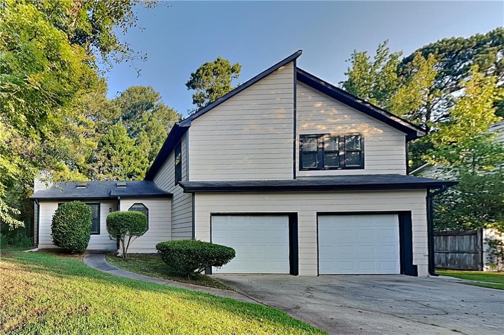 3 bedroom, 2 bathroom, 2,010 sq ft single family residence for rent at 4841 Chapelle Court, Marietta, GA 30066 for $2,190 a month — photo 1 of 16