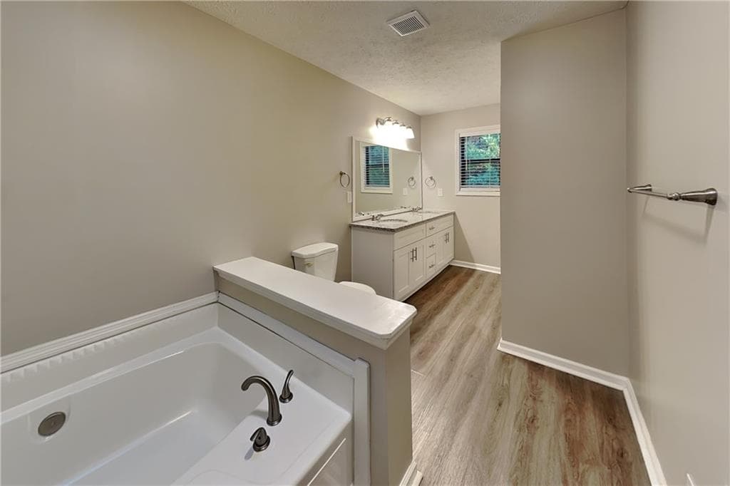 3 bedroom, 2 bathroom, 2,010 sq ft single family residence for rent at 4841 Chapelle Court, Marietta, GA 30066 for $2,190 a month — photo 7