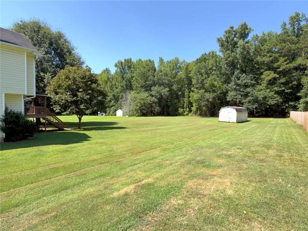 3 bedroom, 3 bathroom, 1,990 sq ft single family residence for sale at 368 Cattlemans Circle Circle, Mcdonough, GA 30252 — photo 6