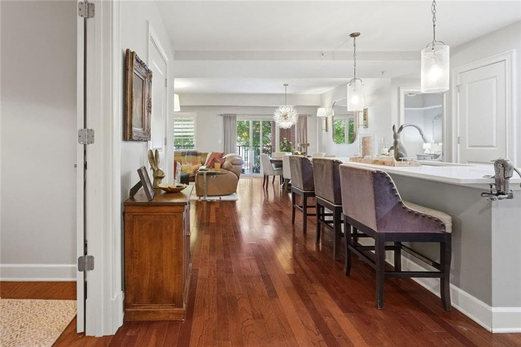 2 bedroom, 3 bathroom, 1,500 sq ft condominium for sale at 200 River Vista Drive 317, Atlanta, GA 30339 — photo 4