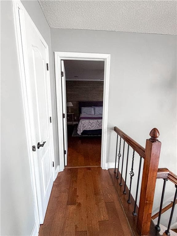 3 bedroom, 2 bathroom, 1,480 sq ft single family residence for sale at 37 Alston Lane, Marietta, GA 30060 — photo 6