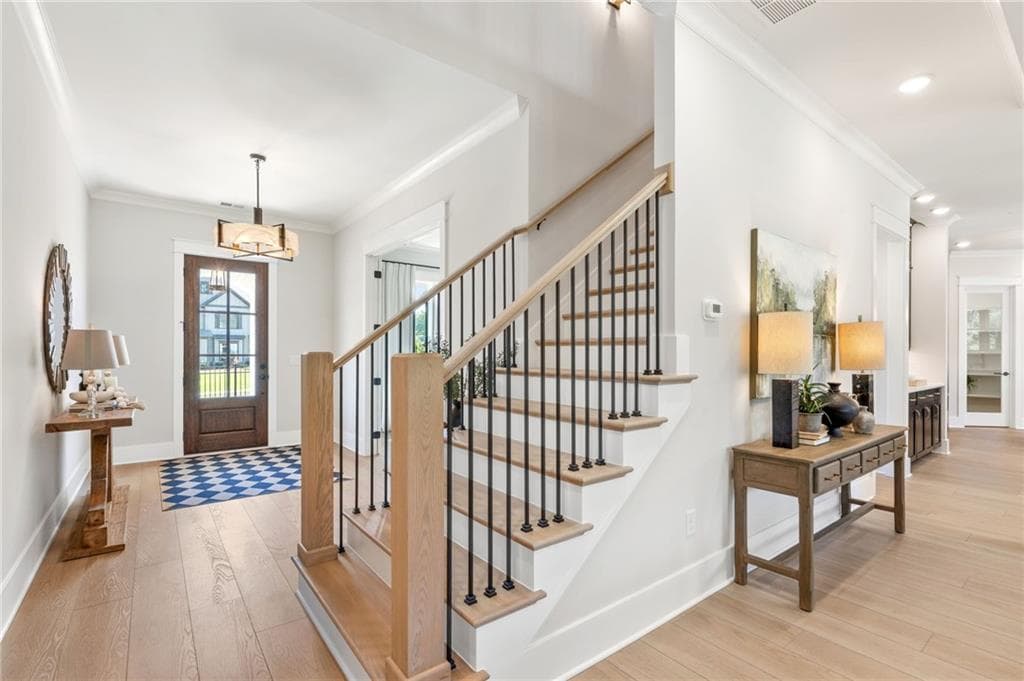 6 bedroom, 7 bathroom, 5,057 sq ft single family residence for sale at 3197 Shumard Way, Marietta, GA 30064 — photo 2
