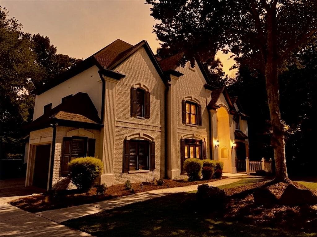 5 bedroom, 5 bathroom, 5,265 sq ft single family residence for sale at 4296 Bristlecone Drive, Marietta, GA 30064 — photo 2