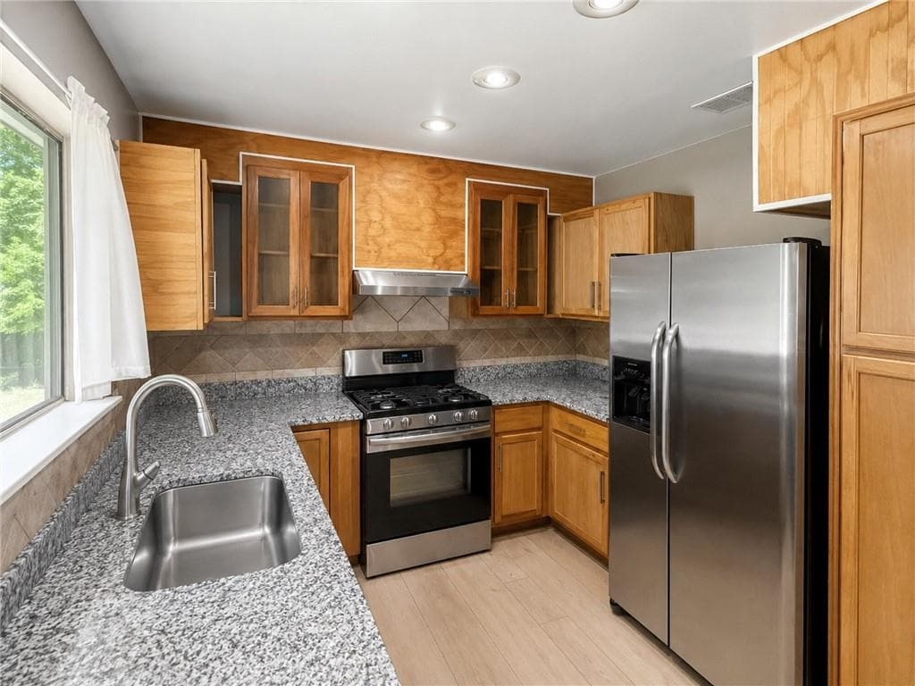 4 bedroom, 2 bathroom, 1,507 sq ft single family residence under contract at 5333 Granery Circle, Norcross, GA 30093 — photo 7