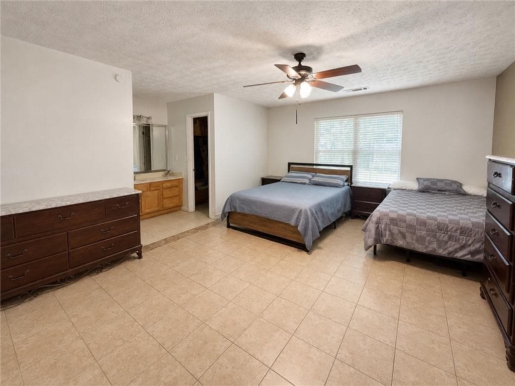 4 bedroom, 2 bathroom, 1,507 sq ft single family residence under contract at 5333 Granery Circle, Norcross, GA 30093 — photo 8