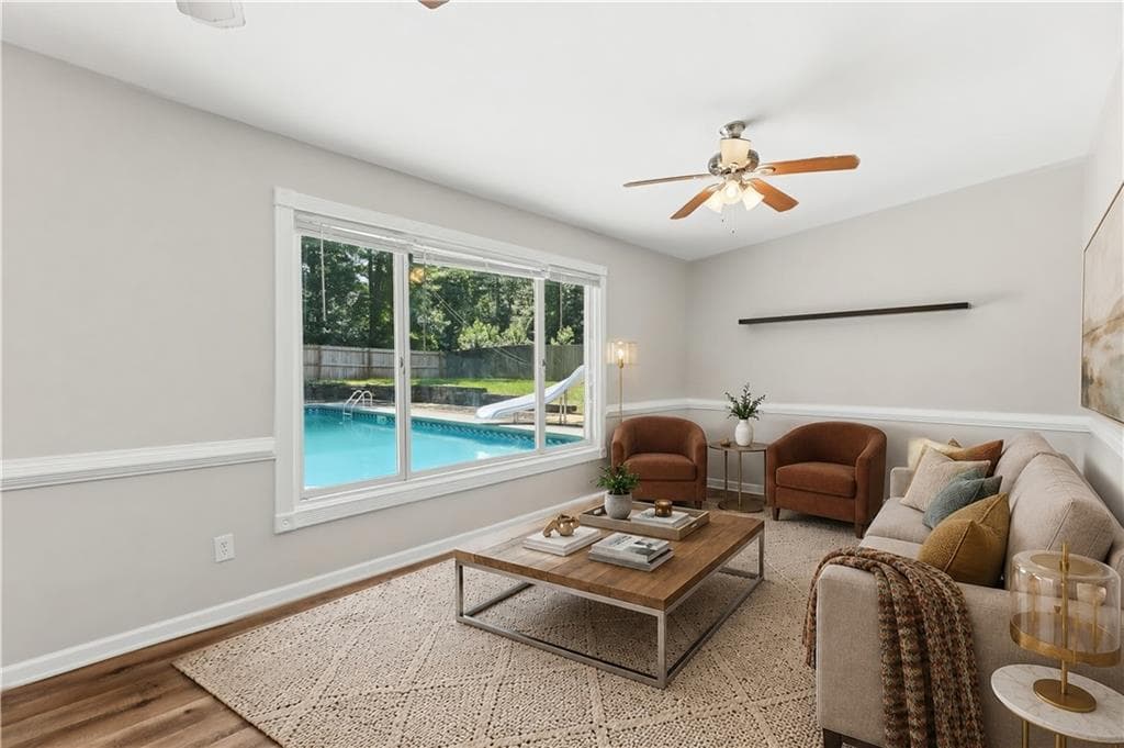4 bedroom, 2 bathroom, 2,100 sq ft single family residence for sale at 3733 Memorial Parkway, Kennesaw, GA 30152 — photo 4