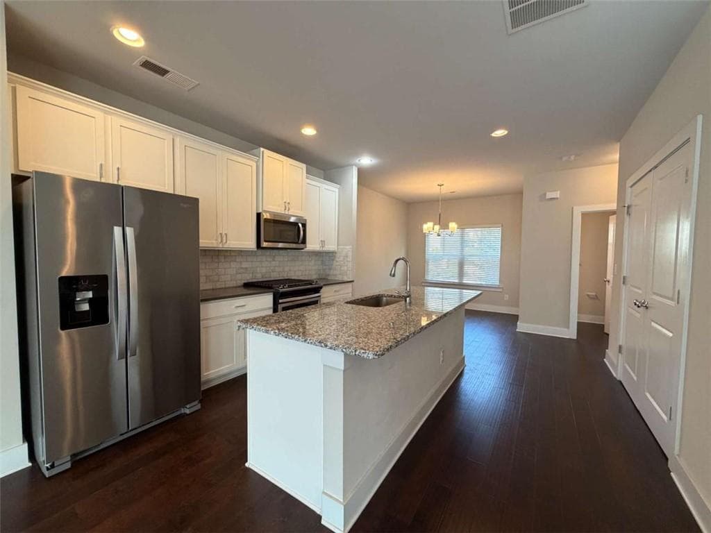 3 bedroom, 4 bathroom, 1,926 sq ft townhouse for rent at 3782 Oxford Circle, Doraville, GA 30340 for $2,800 a month — photo 8