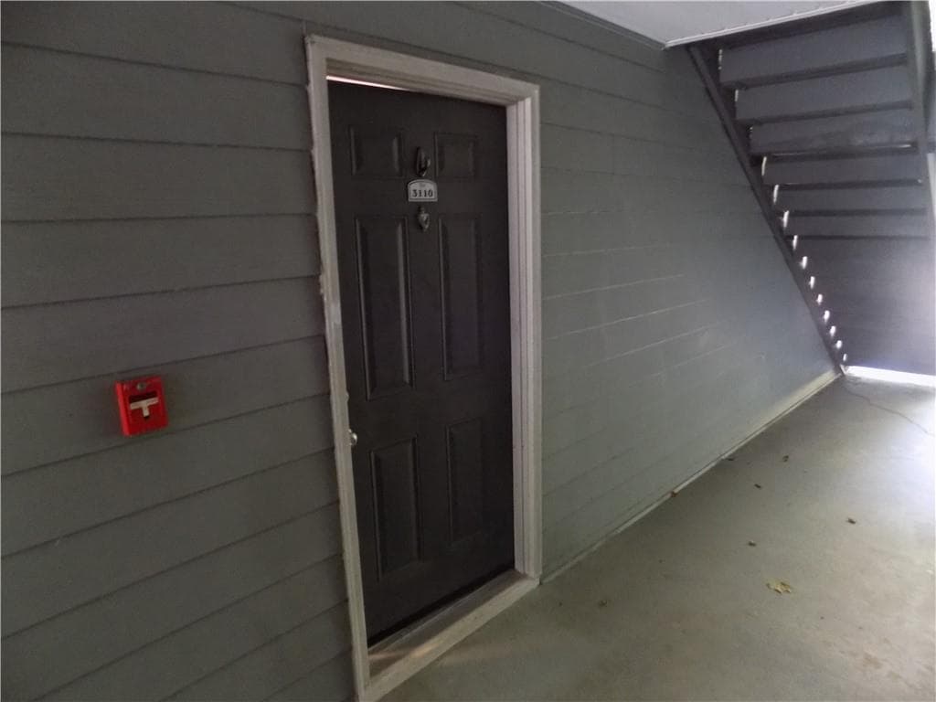 2 bedroom, 2 bathroom, 1,083 sq ft condominium for sale at 3110 Santa Fe Parkway, Sandy Springs, GA 30350 — photo 4