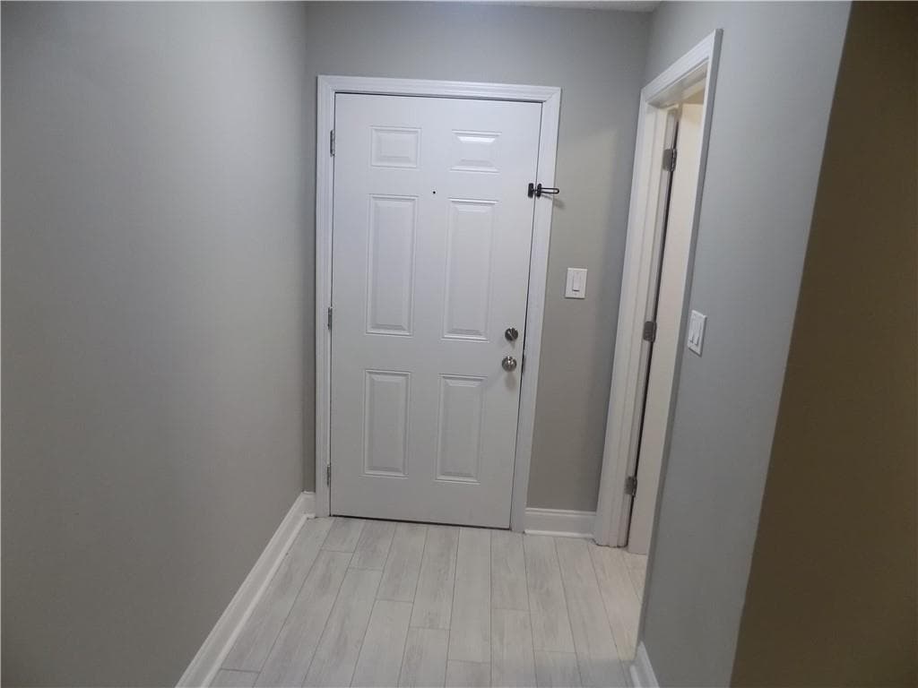 2 bedroom, 2 bathroom, 1,083 sq ft condominium for sale at 3110 Santa Fe Parkway, Sandy Springs, GA 30350 — photo 7