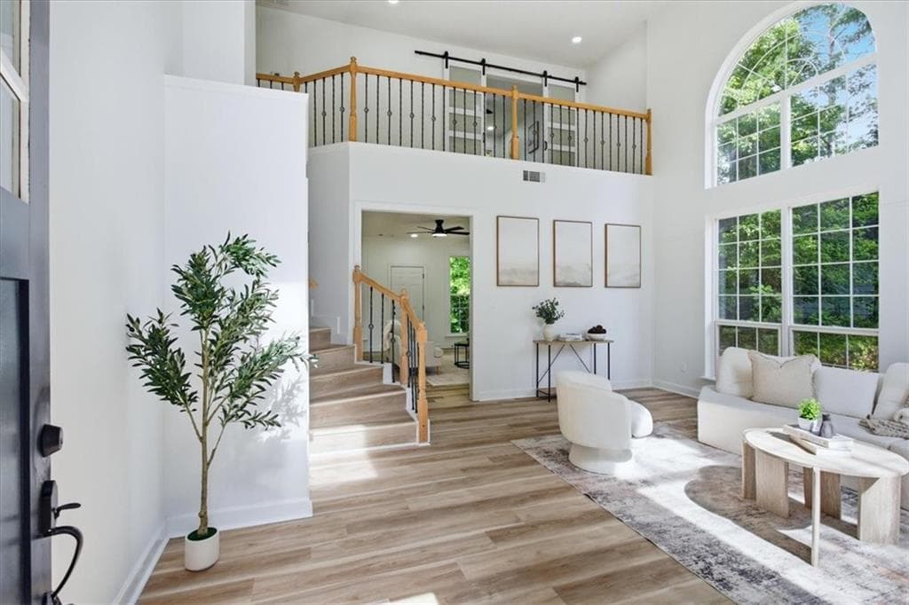 4 bedroom, 3 bathroom, 2,985 sq ft single family residence under contract at 5059 Club Vista Point, Stone Mountain, GA 30088 — photo 5