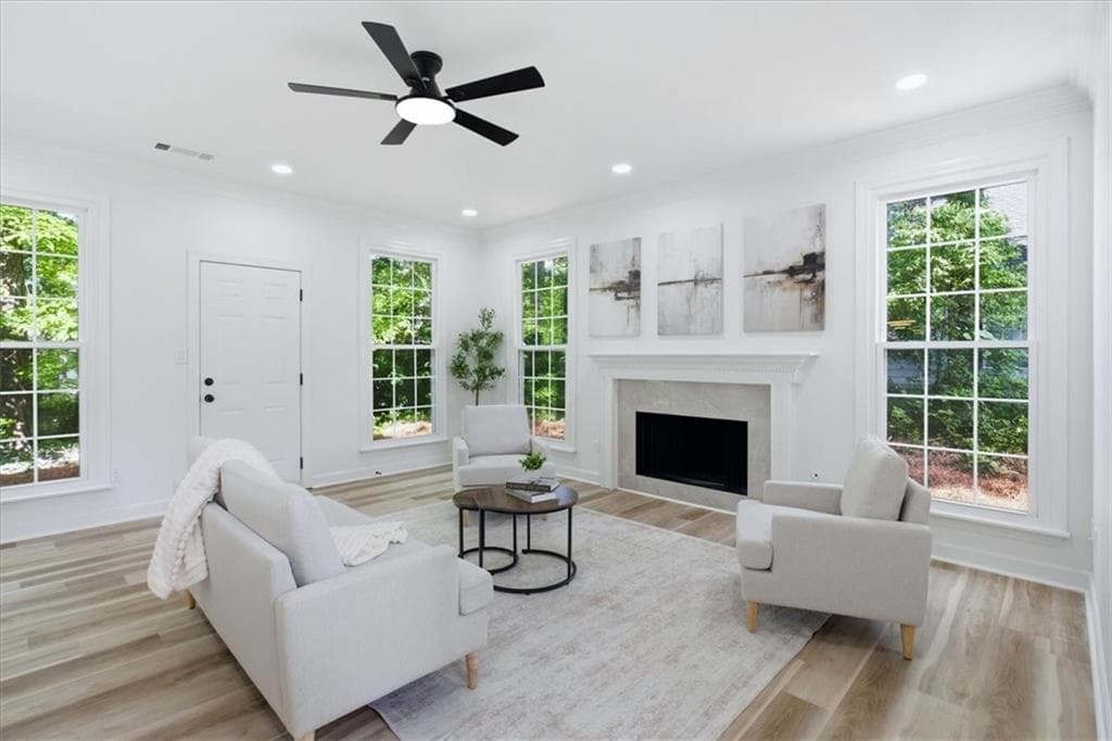 4 bedroom, 3 bathroom, 2,985 sq ft single family residence under contract at 5059 Club Vista Point, Stone Mountain, GA 30088 — photo 10