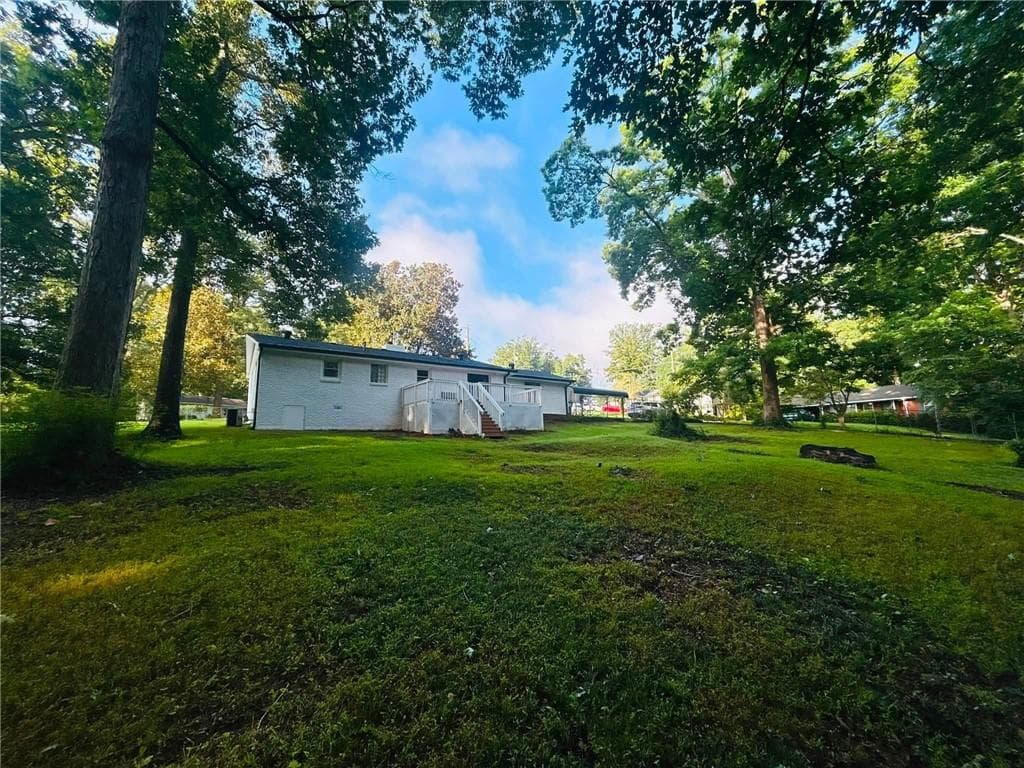 5 bedroom, 2 bathroom, 2,050 sq ft single family residence under contract at 1018 Oakton Drive, Marietta, GA 30060 — photo 7