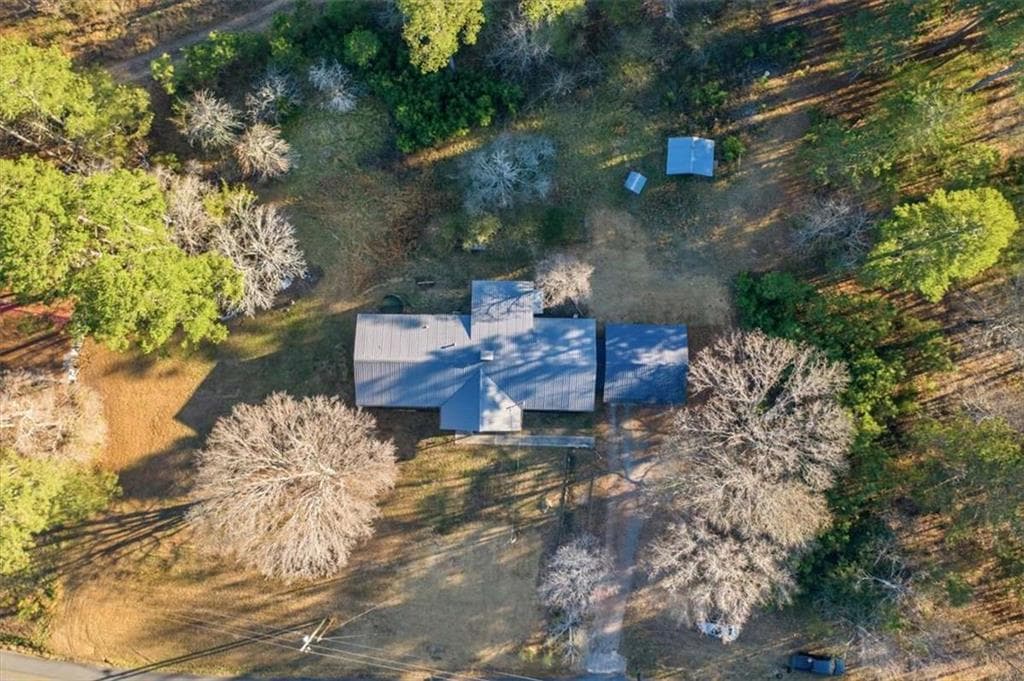 3 bedroom, 2 bathroom, 2,244 sq ft single family residence under contract at 3905 Sloppy Floyd Lake Road, Summerville, GA 30747 — photo 3